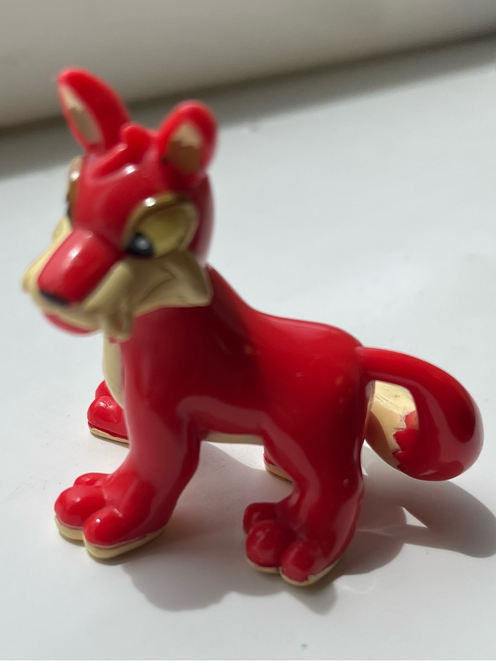 Neopets Red Lupe Figure Thinkway Toys